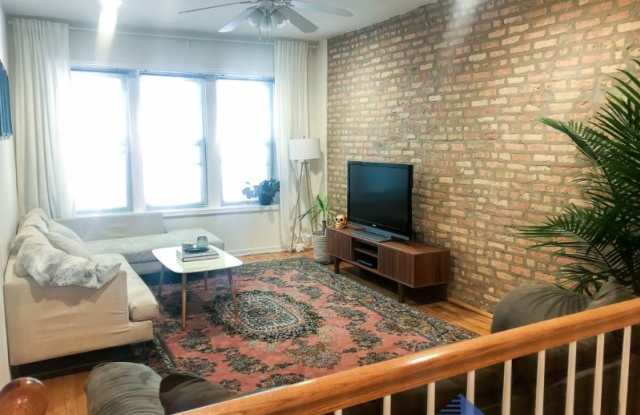 2105 W Schiller St 1 Gallery 3