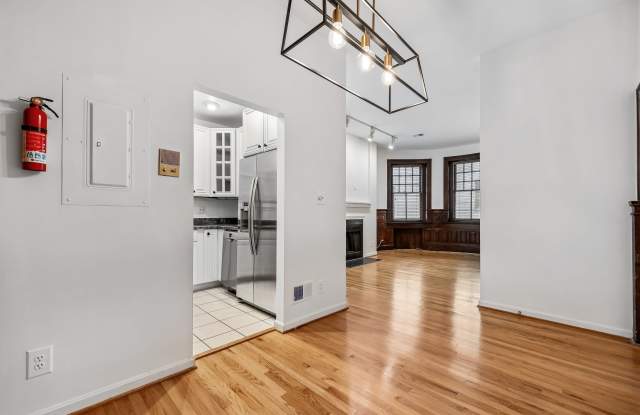 2149 California Street Northwest - D Gallery 4