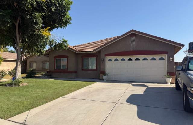 3 Bedroom 2 Bath Small Dog Friendly Home For Rent Gallery 3