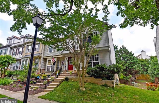 6585 CYPRESS POINT RD - 6585 Cypress Point Road, Lincolnia, VA 22312