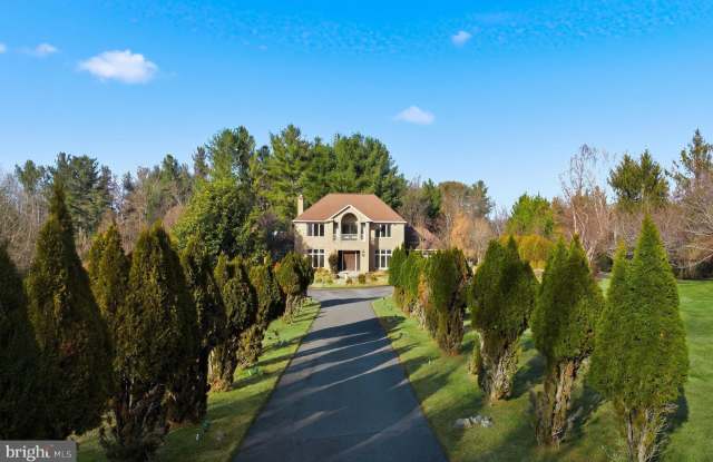 13113 BRUSHWOOD photos photos