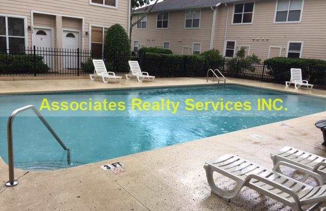 Close to Campus!! 2Br/2.5Ba- 2 Weeks Free Rent! photos photos