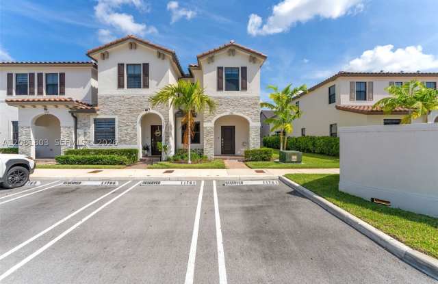 11761 SW 245th Ter photos photos