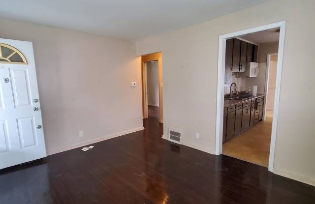 3213 Brandon Gallery 2
