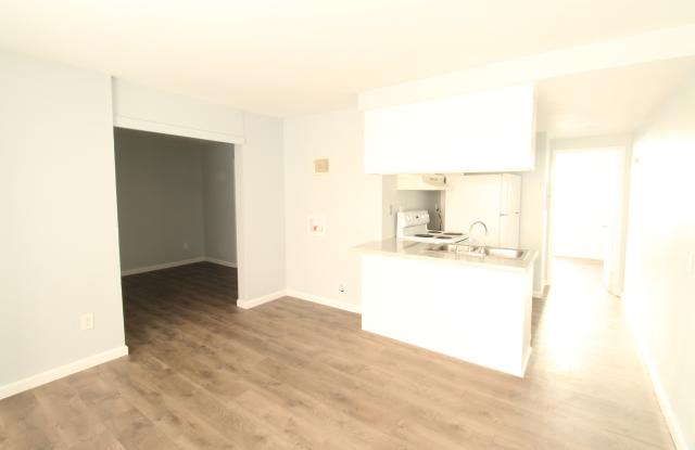 4236 Estrella Avenue - 5 Gallery 4