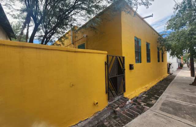 Awesome 1-bedroom, 1-bath historic home in Tucson’s Barrio Viejo Historic District. Gallery 3