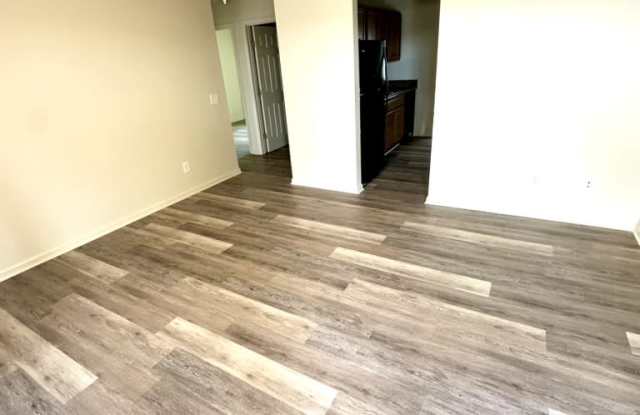 104 Ezra Court - B Gallery 1