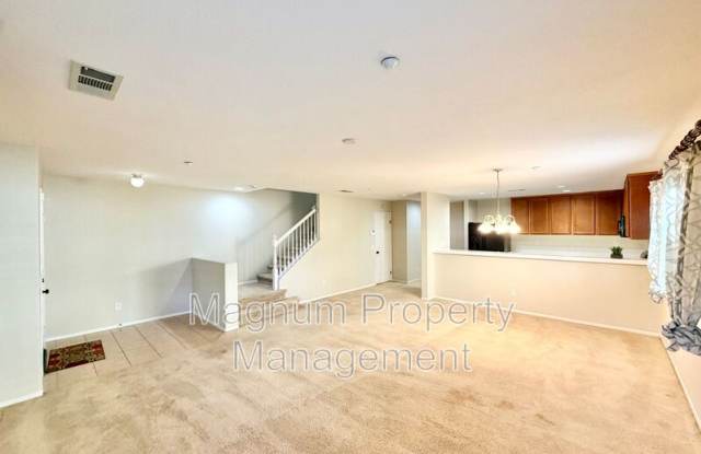15681 Lasselle St. Gallery 4