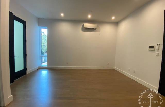 73 COLUMBIA ST. Gallery 4