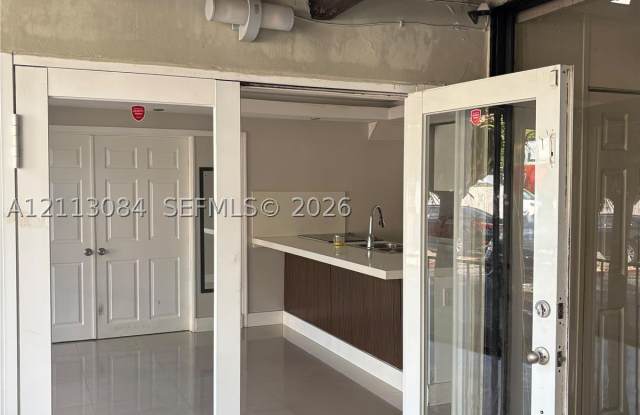 6408 Miami Lakes Dr E Gallery 3
