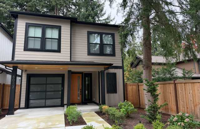 3Bd/2.5Ba Kirkland Home Gallery 3