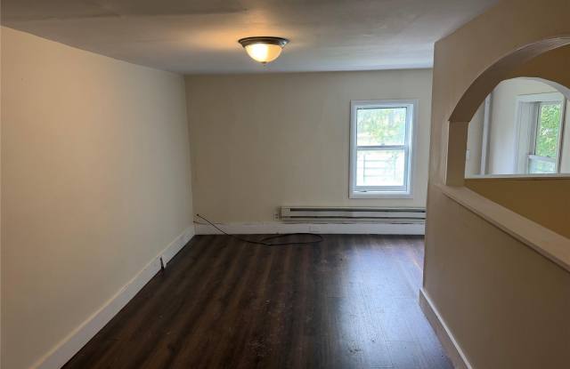 247 Sprague Avenue Gallery 4