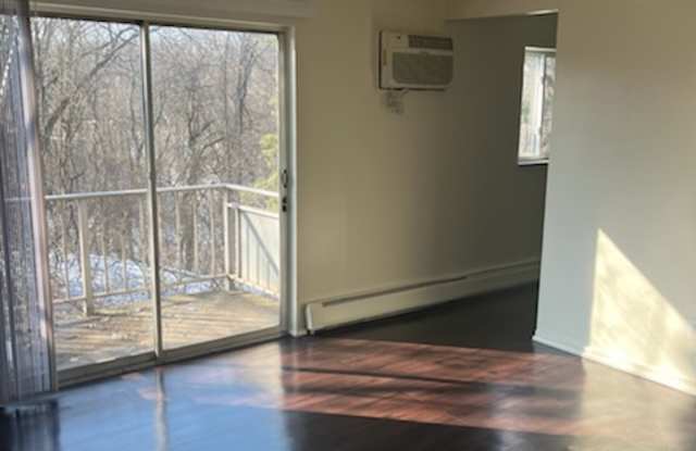 2648 Harrison Ave photos photos