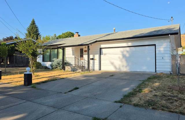 South side home near EOU Gallery 1