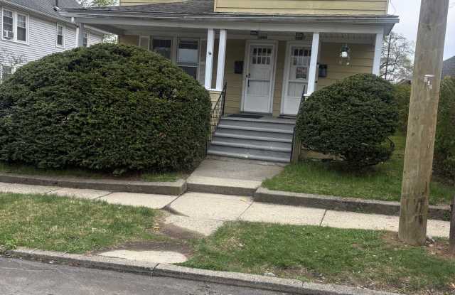 1095 Hillside Avenue photos photos