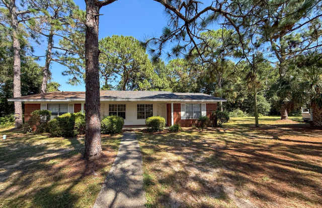 2 bedroom 1 bath duplex available for rent! photos photos