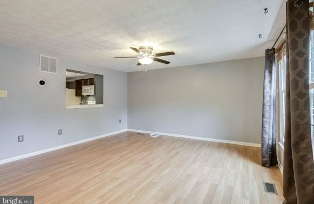 8364 SILVER TRUMPET DRIVE Gallery 2