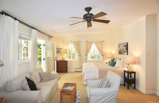 340 Moss Street - 340 Moss Street, Laguna Beach, CA 92651