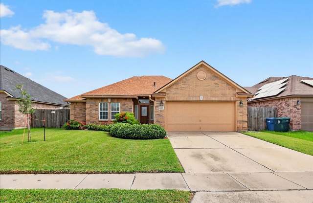 6018 Tapestry Dr. - 4/bedroom - 2/bathroom - $2295/month photos photos