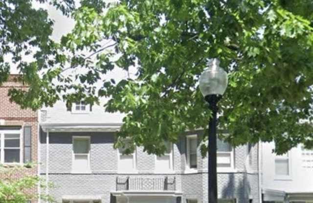 1224 MARYLAND Avenue NE unit: 3 photos photos