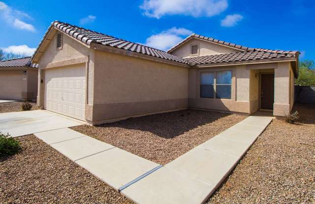 Charming home in SK Ranch! - 585 West Jardin Loop, Casa Grande, AZ 85122