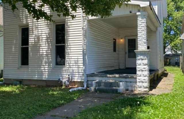 2225 West Iowa Street, Evansville, Indiana 47712 photos photos