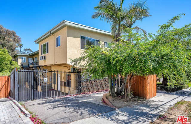 1648 Edgecliffe Dr photos photos
