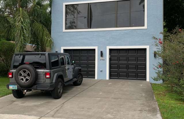 Amazing Non-Furnished 3 story contemporary 4 bedroom, 3 1/2 bathroom, 2 car garage Rental NEAR DOWNTOWN DUNEDIN! - 1793 North Fort Harrison Avenue, Clearwater, FL 33755