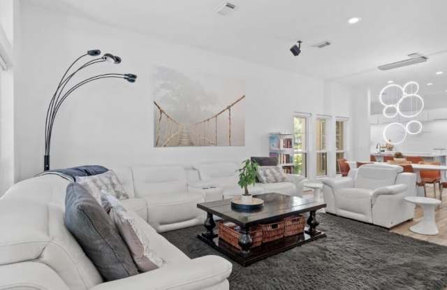 24 Captiva Circle Gallery 1