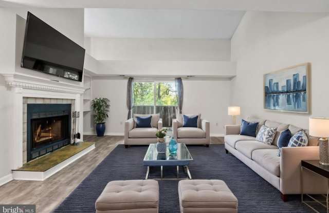 33 WINDBROOKE CIR #33 photos photos