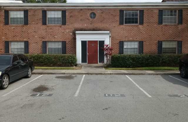 2 Bedroom, 1.5 Bathroom Condo For Rent at 1404 Holden Ave Orlando FL 32839 photos photos