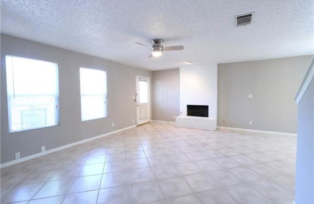 3208 Twinberry CV Gallery 3