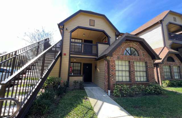 1/1 Corner Unit in GATED ~ LAKEFRONT community in Altamonte Springs! photos photos