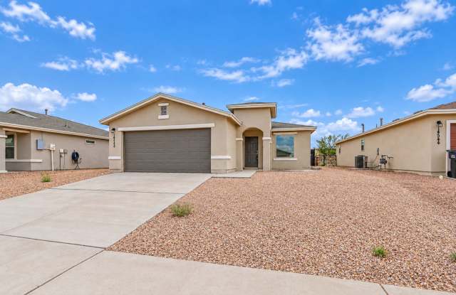 14548 Faxon Yucca Gallery 2