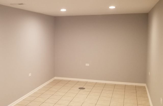 1290 Sandhurst Lane - 1 Gallery 4
