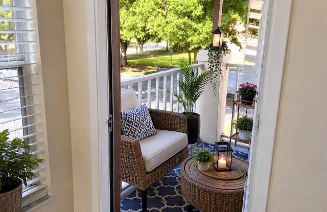 Beautiful 2/2 Condo x Rent close to Airport and Downtown Orlando! photos photos