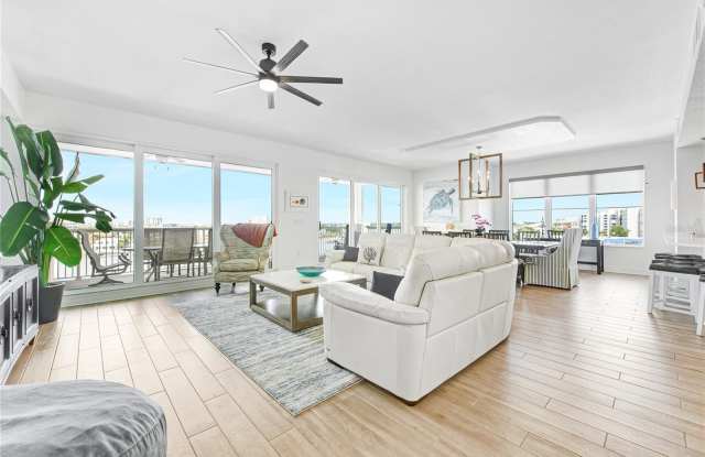 706 BAYWAY BOULEVARD Gallery 4