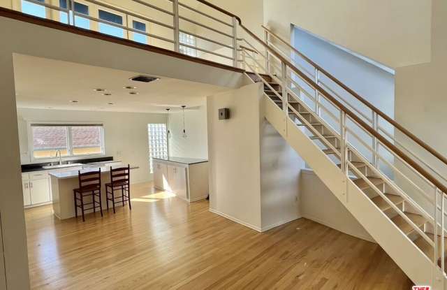 311 Hill St - 311 Hill Street, Santa Monica, CA 90405
