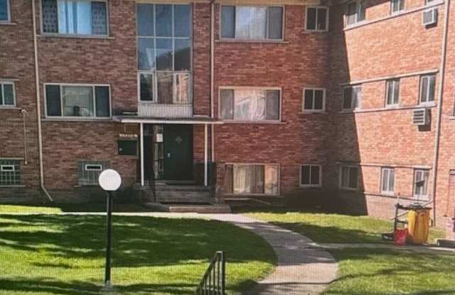 Two bedroom condo in Detroit Gallery 1