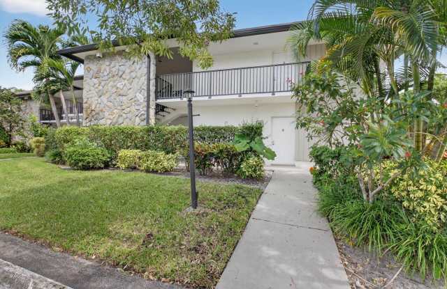 451 Greensward Lane photos photos