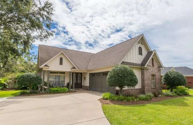 COMING SOON! 3 Bedroom / 2 Bath Newly Remodeled home photos photos