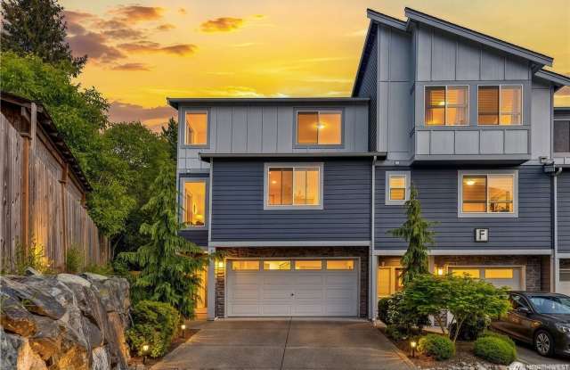 Newer Modern Townhome, Attached 2 car garage, Bedroom and bath on ground level photos photos