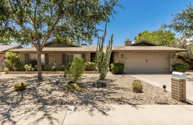 2113 E Pebble Beach Dr photos photos