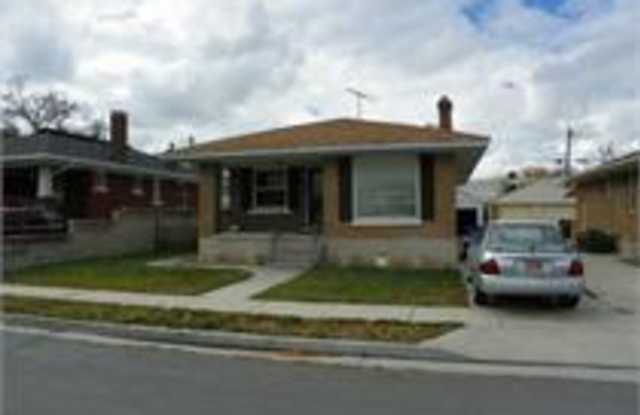 3 BD. 1 BA. Granite Counters. Wood Floors photos photos