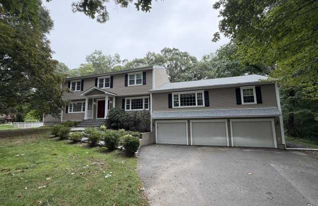 76 Bunker Hill Drive Gallery 2