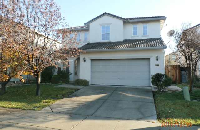 Stunning 4/2.5 Natomas Beauty!  (PLEASE READ ENTIRE AD FOR SHOWING)! Gallery 3