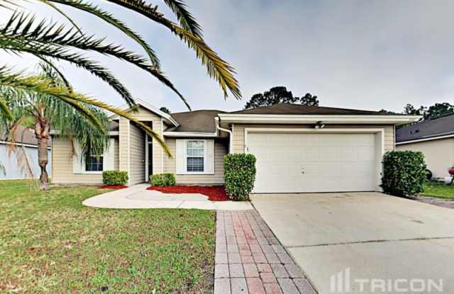 3647 Star Leaf Road W - 3647 Star Leaf Road North, Jacksonville, FL 32210