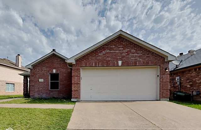 723 West Milton Drive - 723 West Milton Drive, Arlington, TX 76001