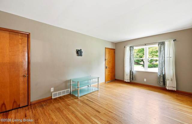 119 McArthur Dr Gallery 3