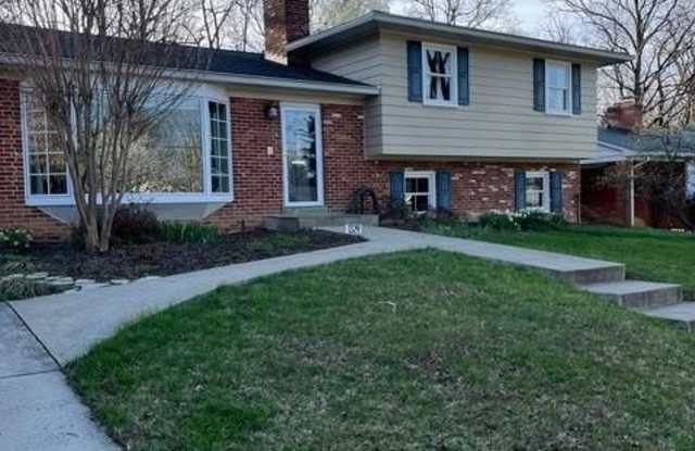 1329 N IVANHOE Street photos photos